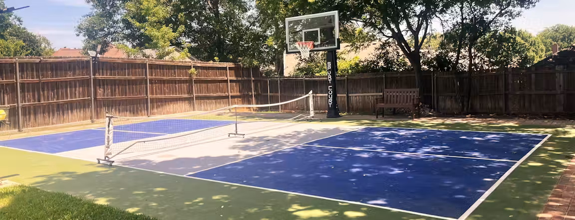 Backyard Oasis - Swim & Pickleball